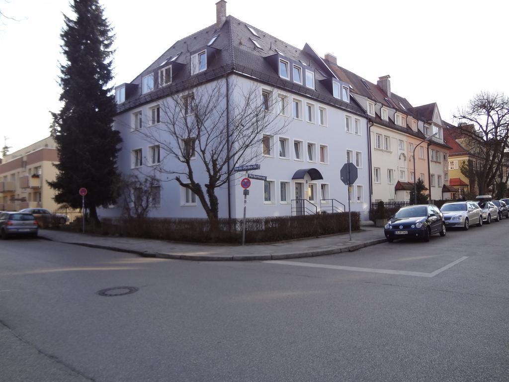 Boardinghouse Munchen-Laim Hotel Exterior foto